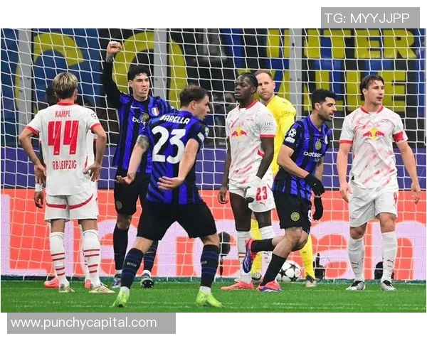 足总杯激战里昂与国米互交白卷乌龙球瞬间点燃全场气氛