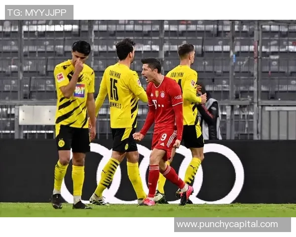 德甲惊天冷门那不勒斯4-0狂胜拜仁引发全场震惊