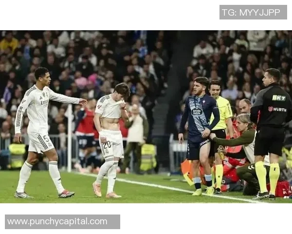 意甲激战皇马6比2大胜切尔西帽子戏法引发争议判罚全场沸腾