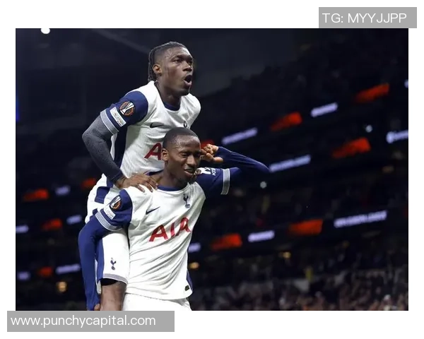 欧联杯热刺大胜那不勒斯红牌事件引发全场热议与十大精彩进球回顾