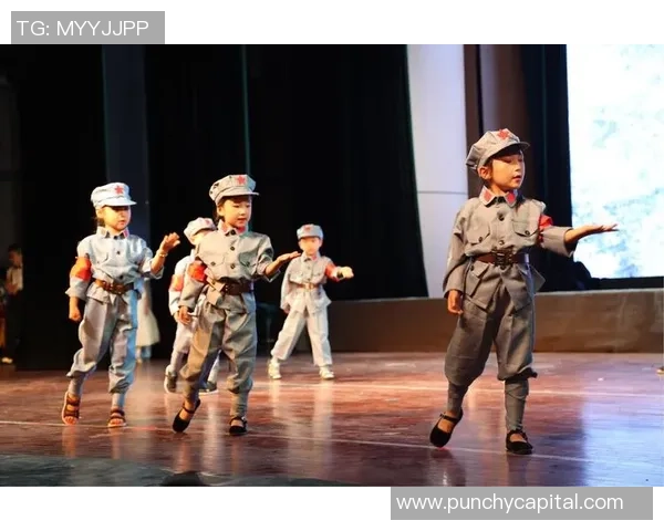 姚明明的成长之路：从篮球场到人生舞台的精彩蜕变