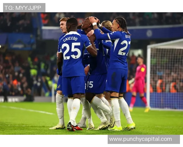 切尔西在足总杯中大胜本菲卡乌龙球成比赛转折点引发热烈讨论 切尔西在足总杯中大胜本菲卡乌龙球成比赛转折点引发热烈讨论