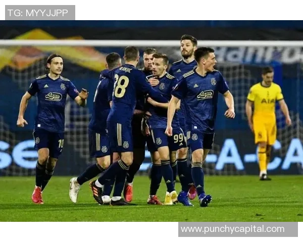 中超热刺与马竞战平引发全场热议战术解析与精彩瞬间回顾 中超热刺与马竞战平引发全场热议战术解析与精彩瞬间回顾